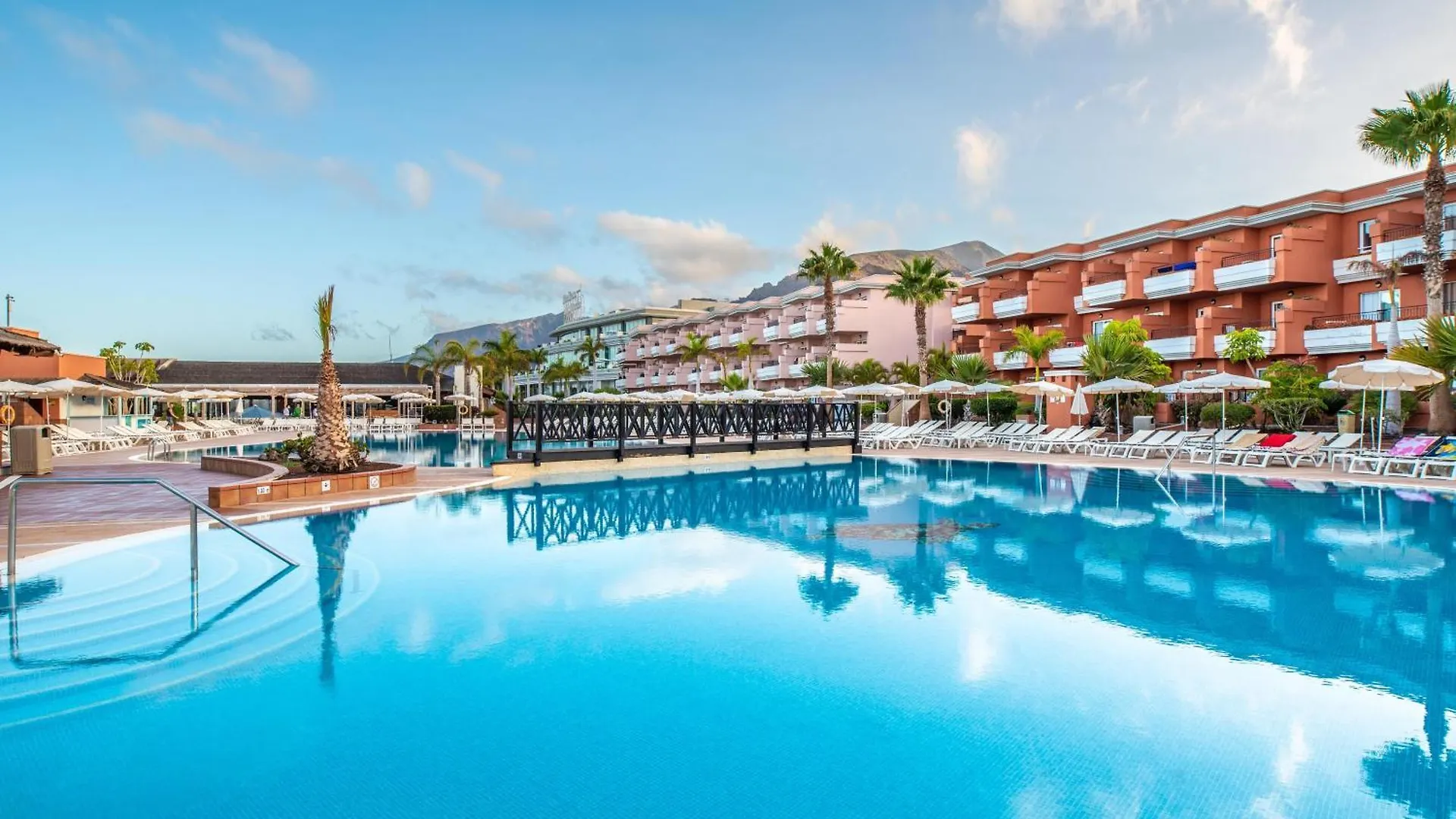 **** Hotel Landmar Costa Los Gigantes Family Resort Puerto de Santiago  Espagne