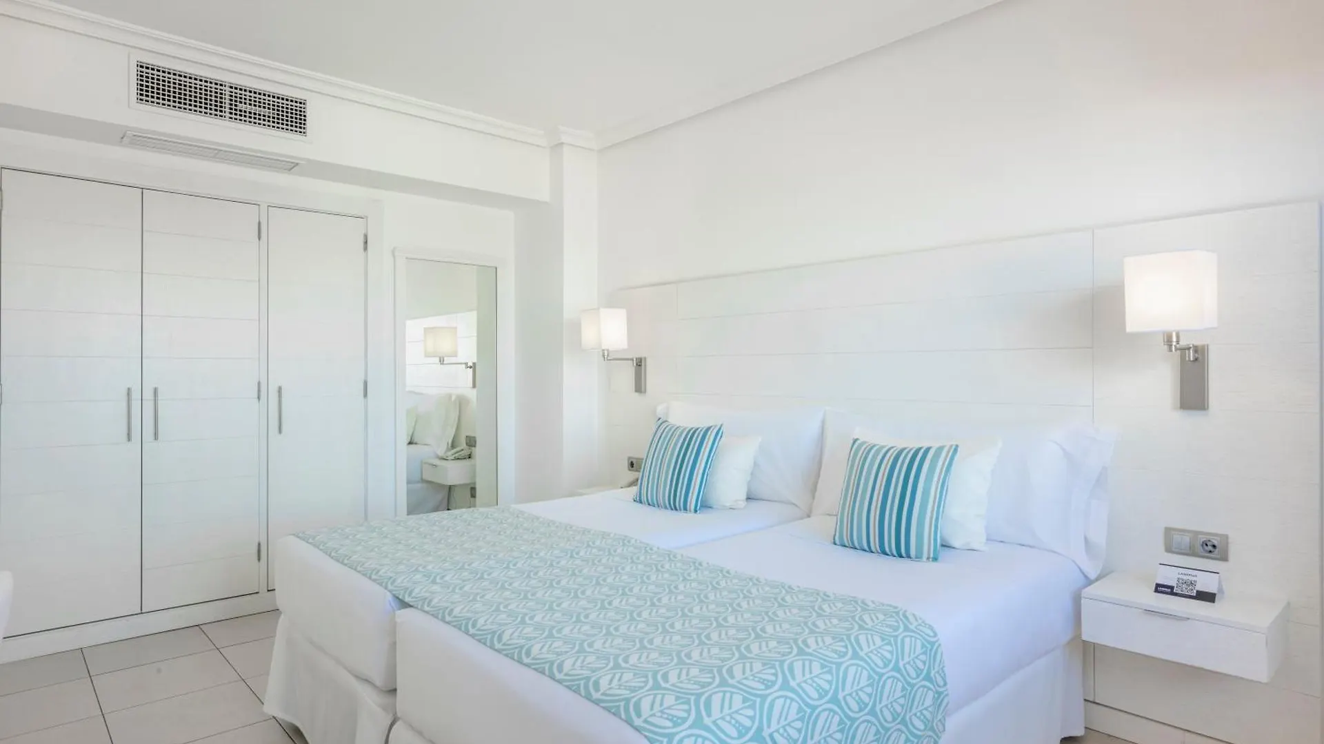 Landmar Costa Los Gigantes Family Resort Puerto de Santiago  Espagne