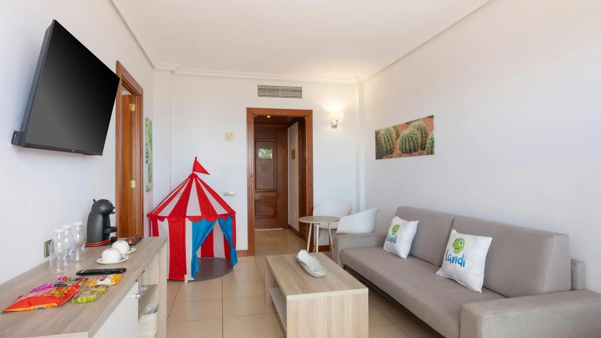 Landmar Costa Los Gigantes Family Resort Puerto de Santiago  Ξενοδοχείο